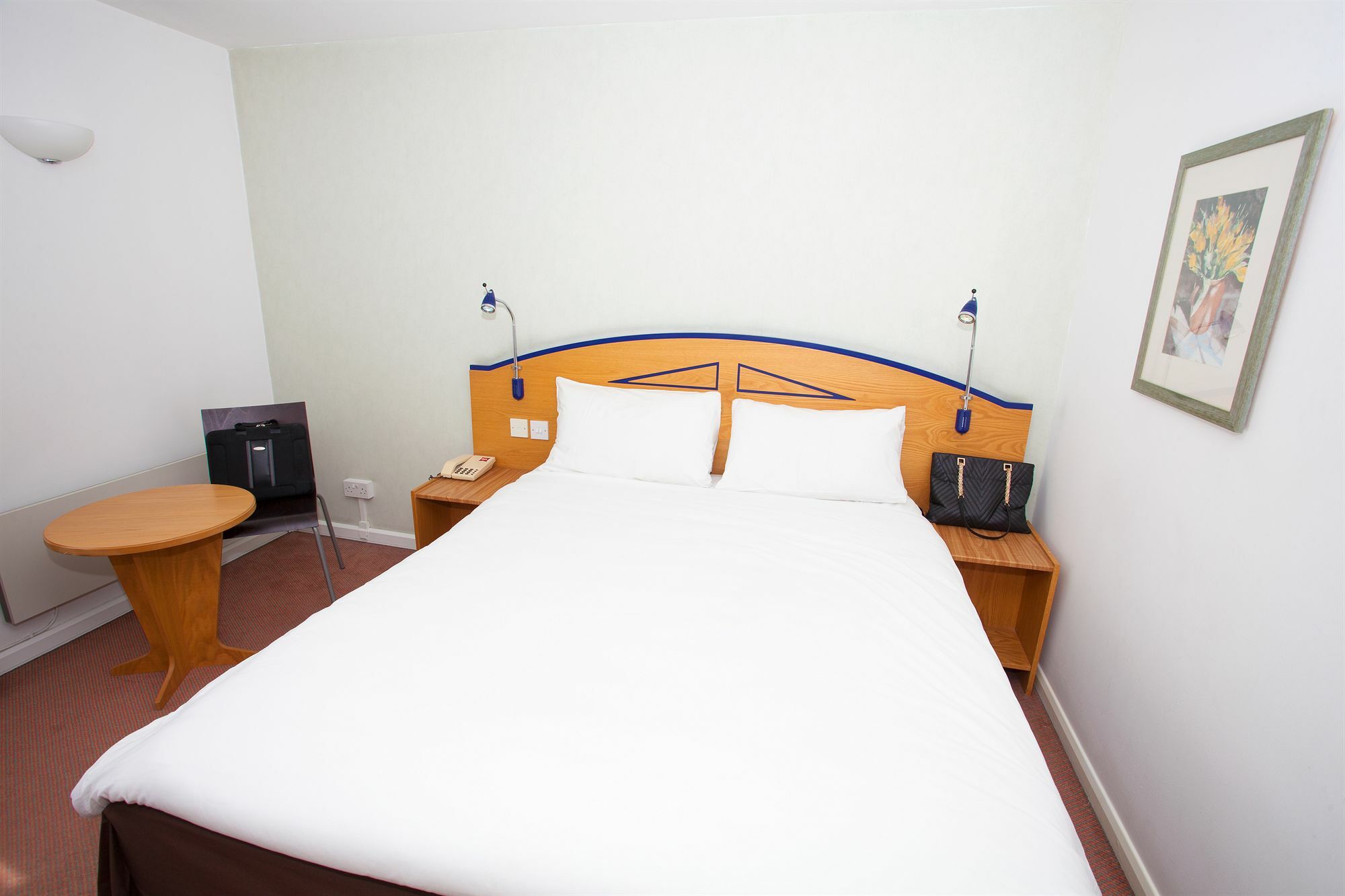 Готель Ibis Cardiff Gate - International Business Park Екстер'єр фото